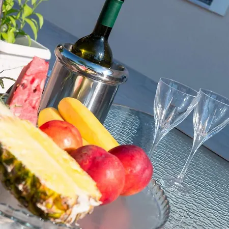 شقة فندقية Polyxeni's لايميناس