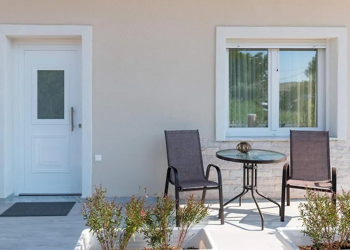 Polyxeni's 3* Liménasz